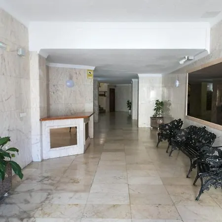 In Calle Tamarindos, 1 Benalmádena
